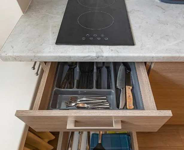 Freedom Avenue By Polo Kaunas