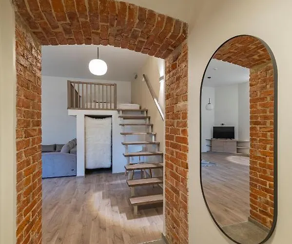 Freedom Avenue By Polo * Kaunas