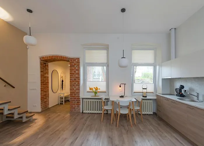 Freedom Avenue By Polo Kaunas